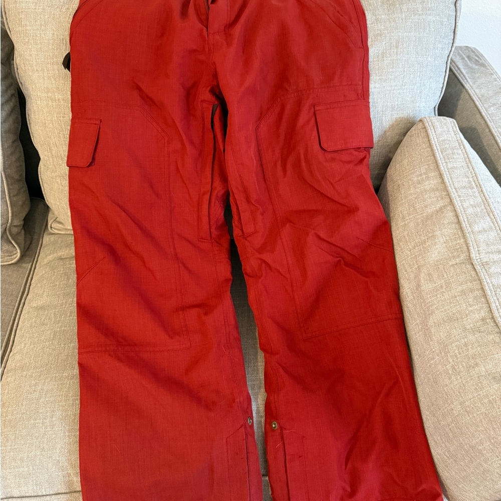 Red Cargo ski/snowboard Pants